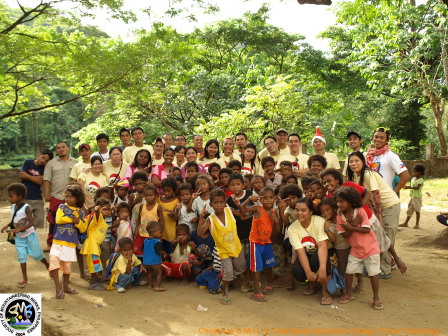 The whole group atthe end of the SMILE